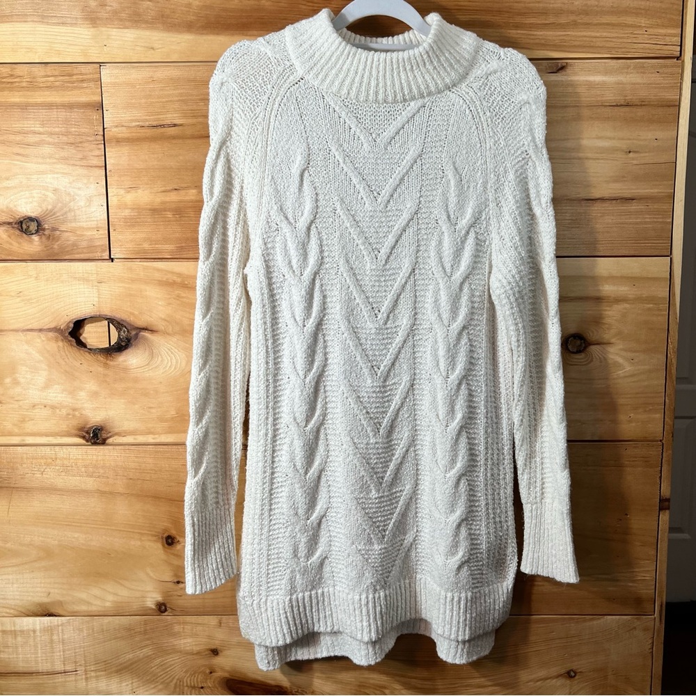 Old Navy White Long Line Cable Knit Sweater Size L Cottagecore